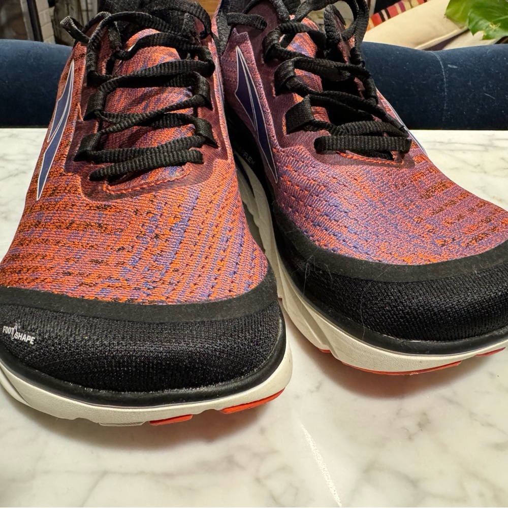 Altra Torin 3.5 Knit Zero Drop Men’s Size 9.5 Orange Blue Running Show NWOT